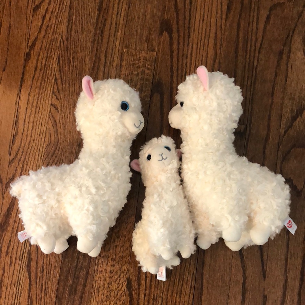 ADORABLE ALPACA FAMILY - Fuzzy White Plush Alpaca Toy Set